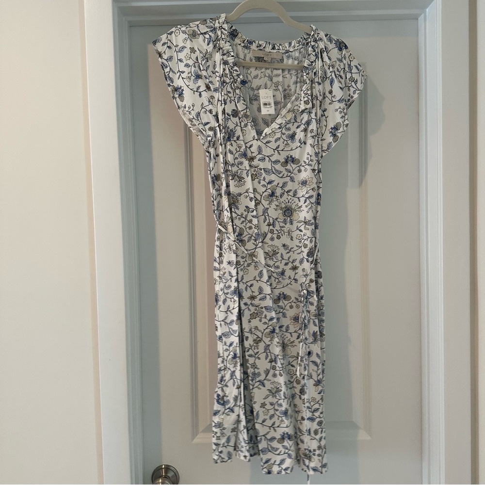 NWT LOFT floral dress
